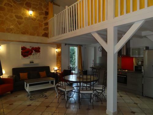 Apartamento Locations Des Alpilles