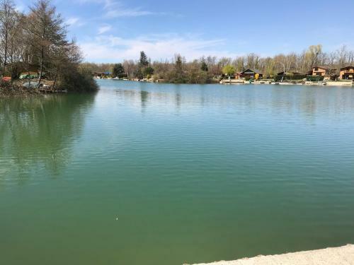 Le Chalet Du Lac - Domaine de La Goujonne