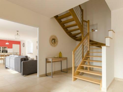 G�te Saint-usage, 5 Pi�ces, 8 Personnes - Fr-1-543-118