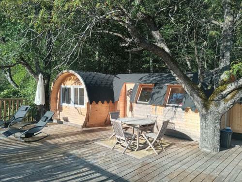 Bed & Breakfast Les Insolites Du Villaret