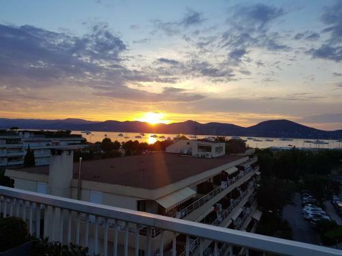Apartamento Saint Tropez Sea View Penthouse
