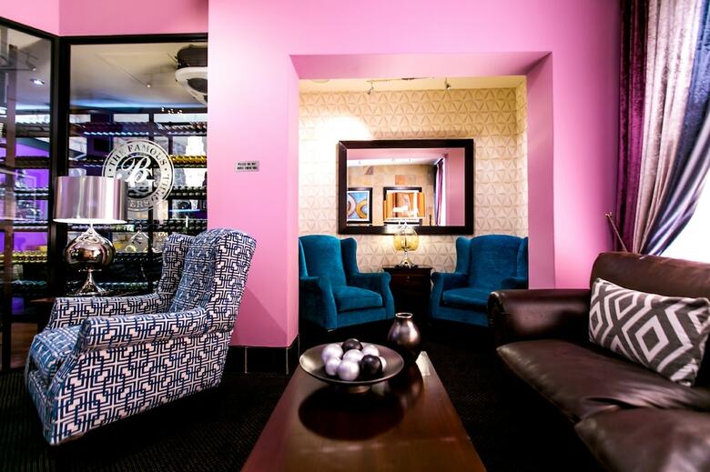 Cape Town Lodge Hotel