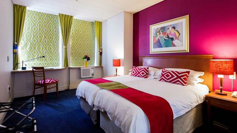 Cape Town Lodge Hotel
