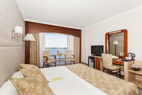 Izmir Palas Hotel