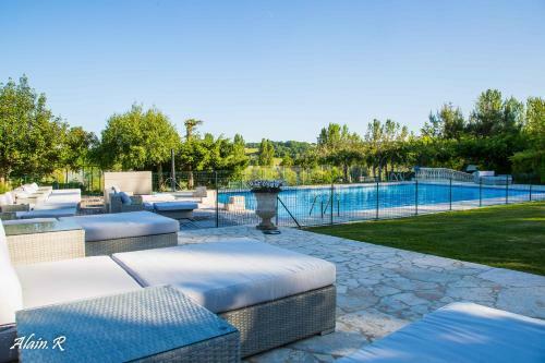 Paradise Challets And Camping