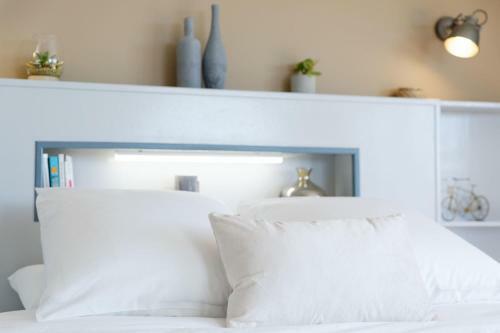 Bed & Breakfast Chambre D'h�tes de Charme � La Maison Bleue