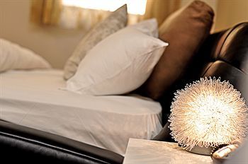 Posh Hotel