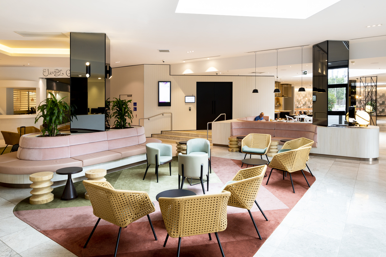 Hotel Mercure Sydney International Airport