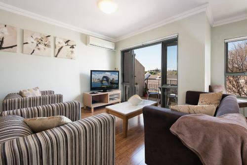 Sydney Inner City Sanctuary- 2 Bedroom Apartment