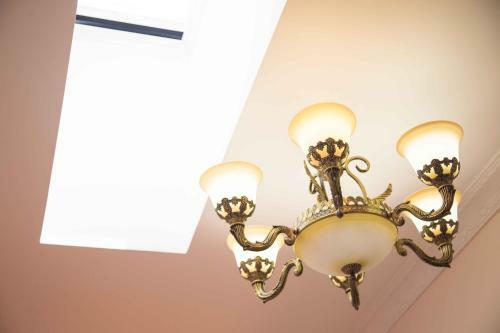 4 Ensuite Chelsea Villa Cbd-airport