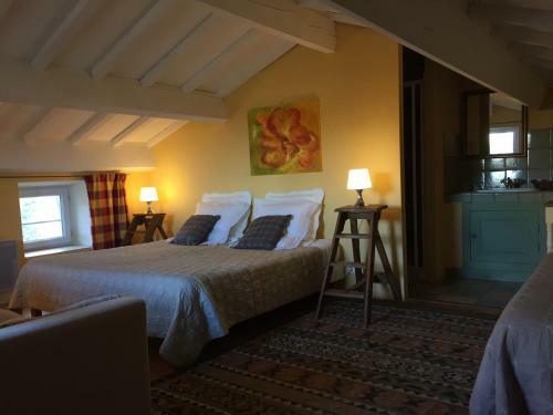 Bed & Breakfast Les Aigui�res En Provence