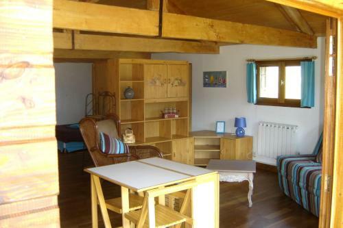 Hostal Paysannerie Des Versanes - Chambres Et G�te