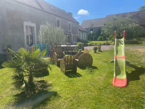 G�te � L?ombre D?une Tour