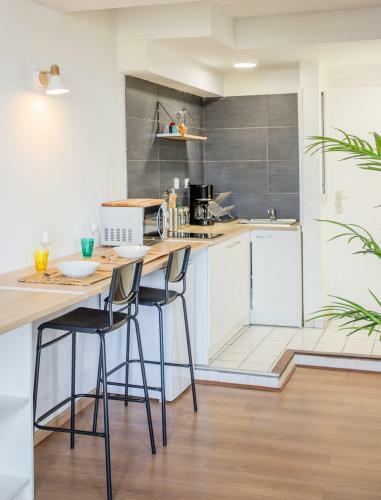 Apartamento Studio Avec Vue - Centre Ville - Pop- Wifi- Anatole