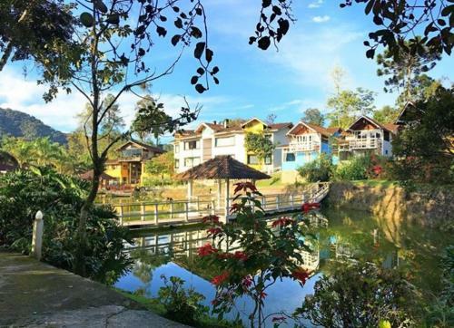 Hostal Pousada Chal�s Do Lago
