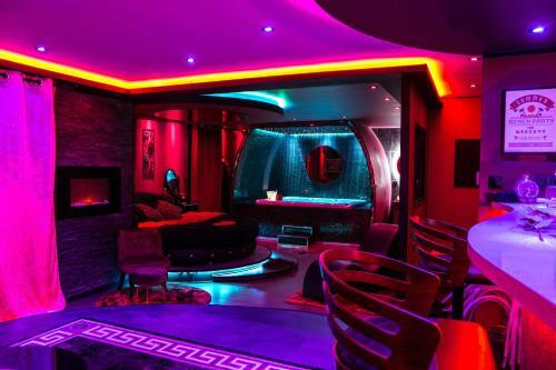 Apartamento L'insolite Spa Privatif ''suite Luxueuse-jacuzzi"