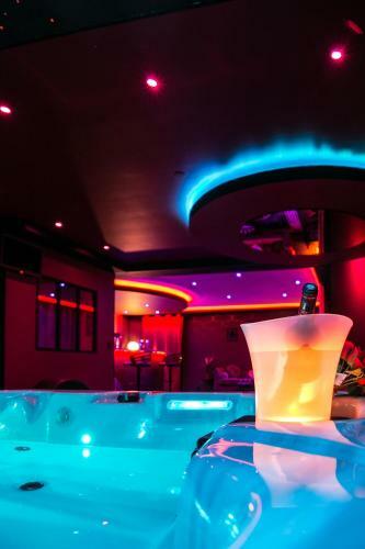 Apartamento L'insolite Spa Privatif ''suite Luxueuse-jacuzzi"