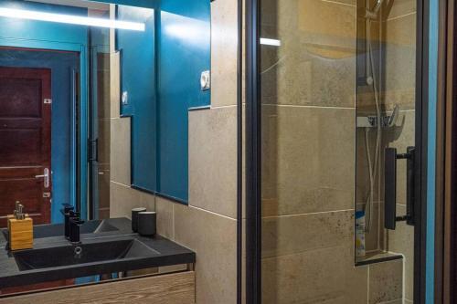 Apartamento The Colored Cocoon Aux Minimes ! Parking ! 2 Balcons !