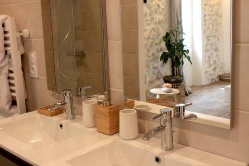 Bed & Breakfast Les Maisons Du O