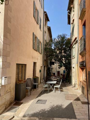 Unique And Exclusive House In Valbonne Village