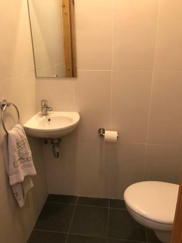 Apartamento Stunning Alpine Apt: Pool-spa-gym-telecabine