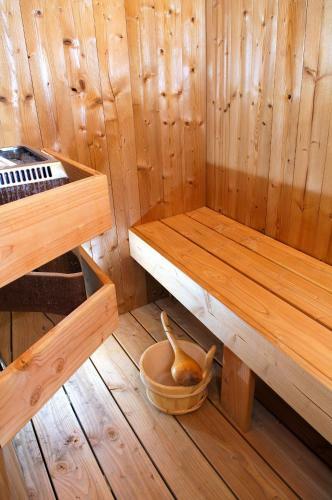 Hostal Chalet Colinn