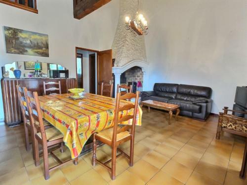 Maison Ind�pendante Avec Jardin � 900m de La Plage