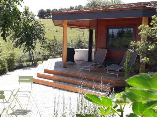 Bed & Breakfast Cabanes Tr�sors de Campagne,spas Privatifs