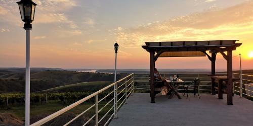 Seven Generations Winery Hotel