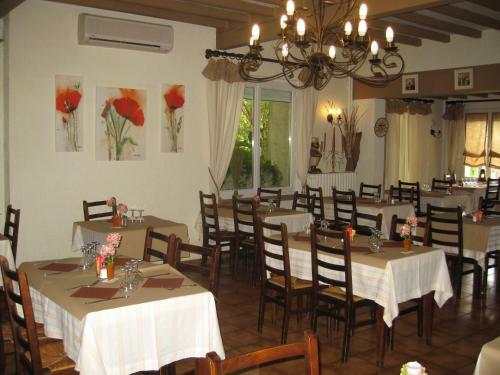 Hotel Les Deux Acacias