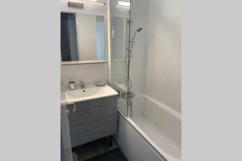 Apartamento 4 Pers , 100m de La Plage Marina Baie Des Anges
