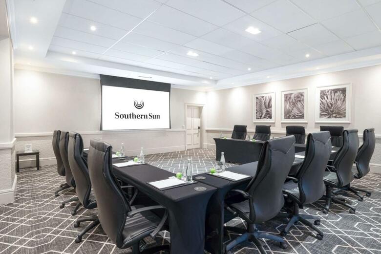 Hotel Southern Sun Cullinan
