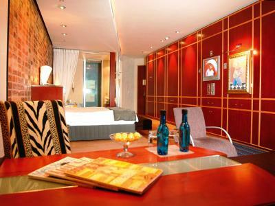 Hotel African Pride Melrose Arch