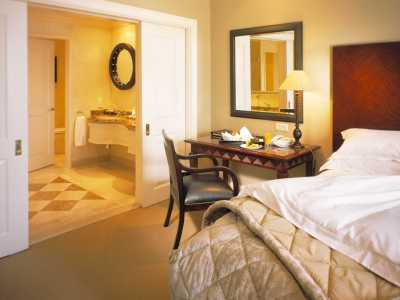 Hotel Intercontinental Airport Sun