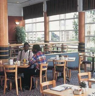Hotel Garden Court Sandton City