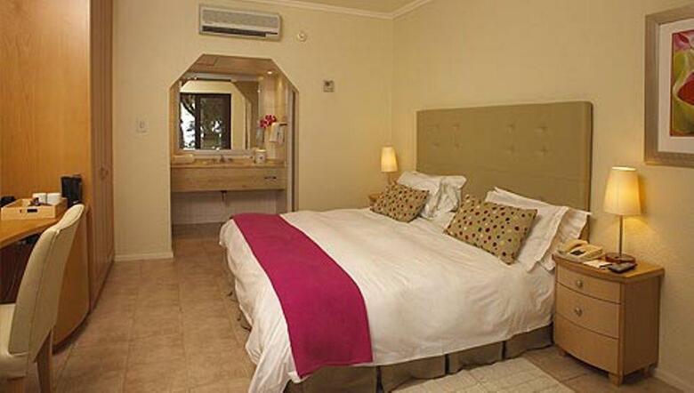 Hotel Cabanas Sun City
