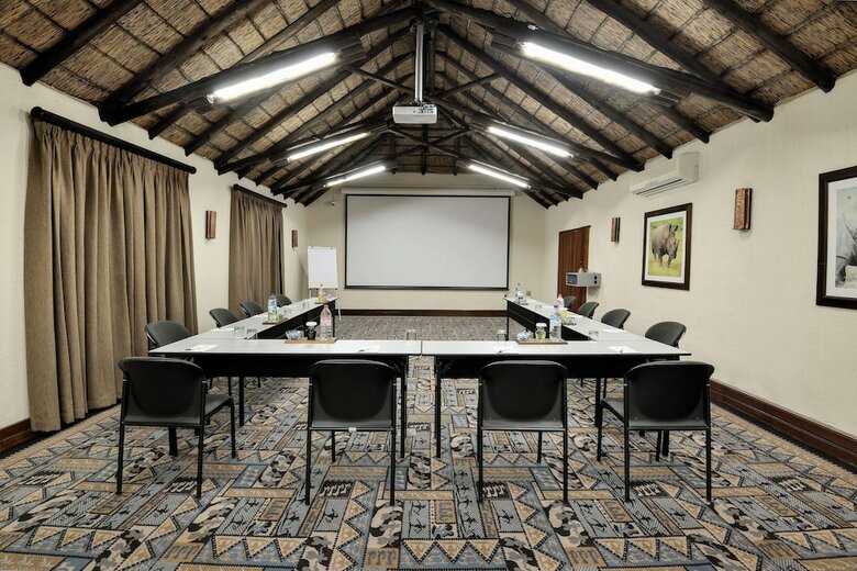 Hotel Kwa Maritane Bush Lodge