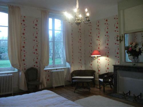 Hostal Ch�teau De Yaucourt Bussus