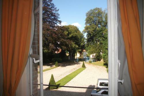 Hostal Ch�teau De Yaucourt Bussus