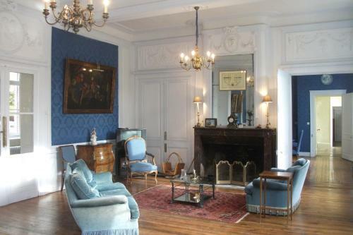 Hostal Ch�teau De Yaucourt Bussus