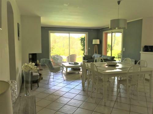 Charming Villa 800 M From A Fine Sandy Beach