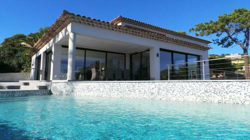 Villa Ferr�ol 3160