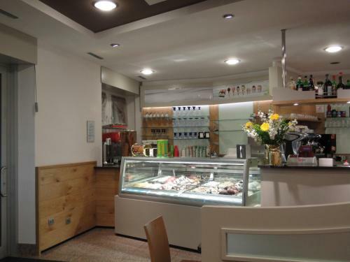 Hotel Albergo Tuenno