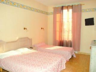 Hotel Domaine Des C�dres