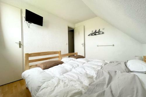 Charmante Maisonnette � 2 Pas Des Plagespiscine