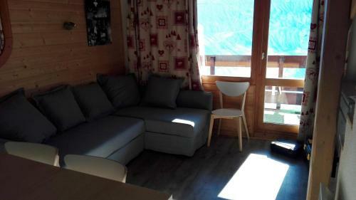 Duplex Apartment Right At The Ski Lift Tracks