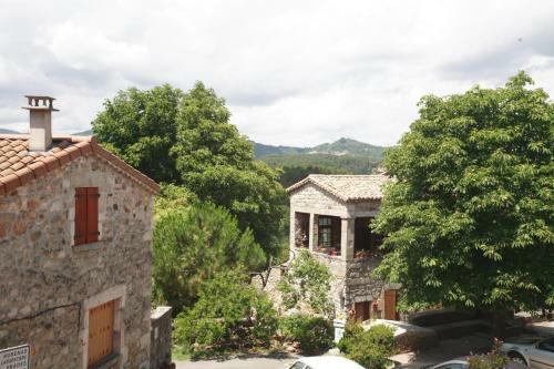 Hostal Auberge D'ailhon, Chez La Marthe X Bistro D'ailhon