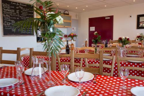 Hotel Gite-h�tel La Cabourne
