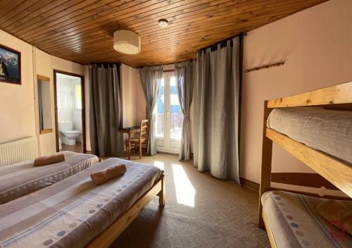Hotel Doume's Lodge