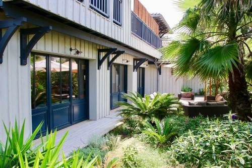 Stunning High Standard Villa, Heated Pool+aircon+terrace+garden